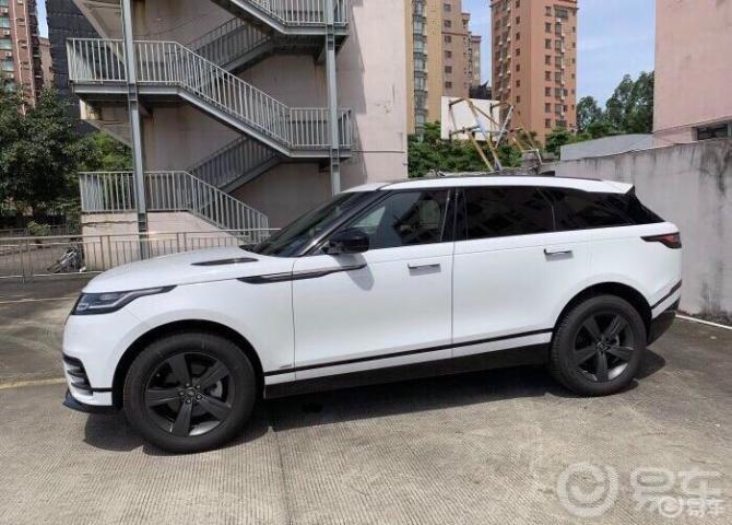 2020款的路虎揽胜星脉的内部空间如何?