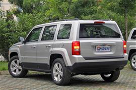 Jeep自由客抢先到店实拍