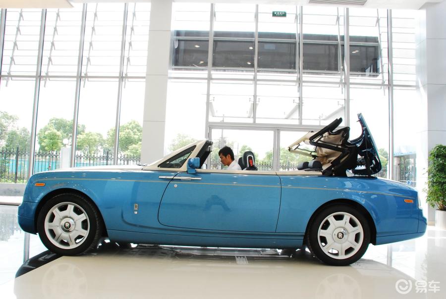 劳斯莱斯幻影整体外观