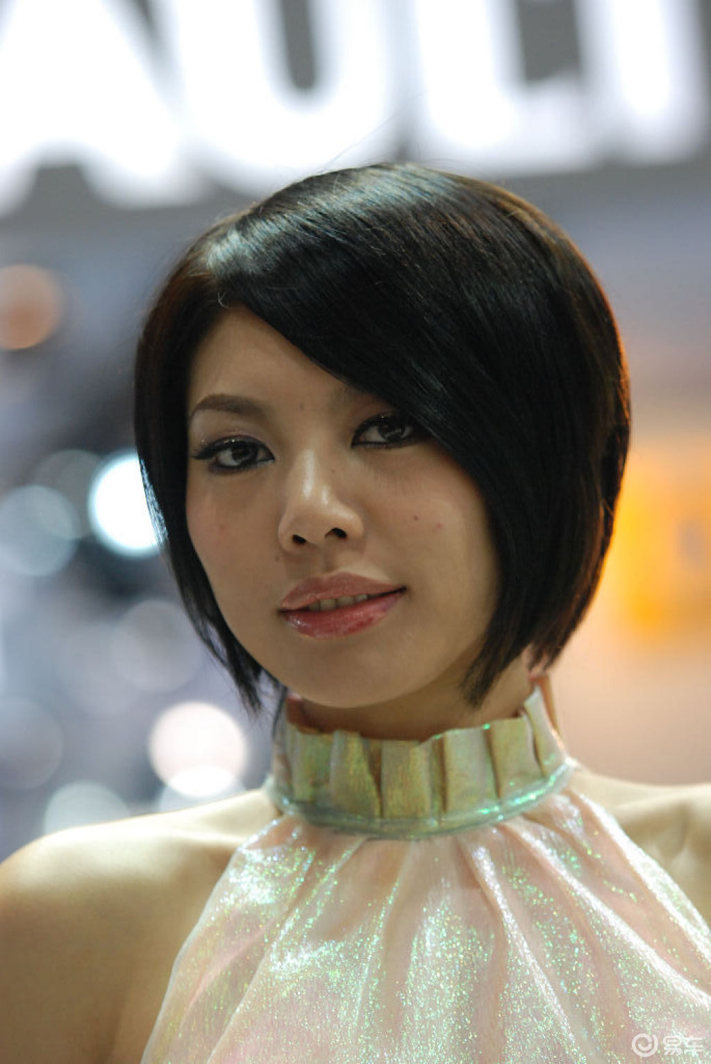 【现代日风美女车模图片】-易车网bitauto.com