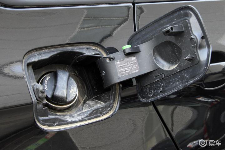 【宝马X5(进口) xDrive35i 美规版油箱盖图片】