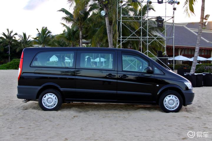 【威霆2011款2.5L 商务版 8座正侧(车头向右)汽车图片-汽车壁纸下载】-易车网