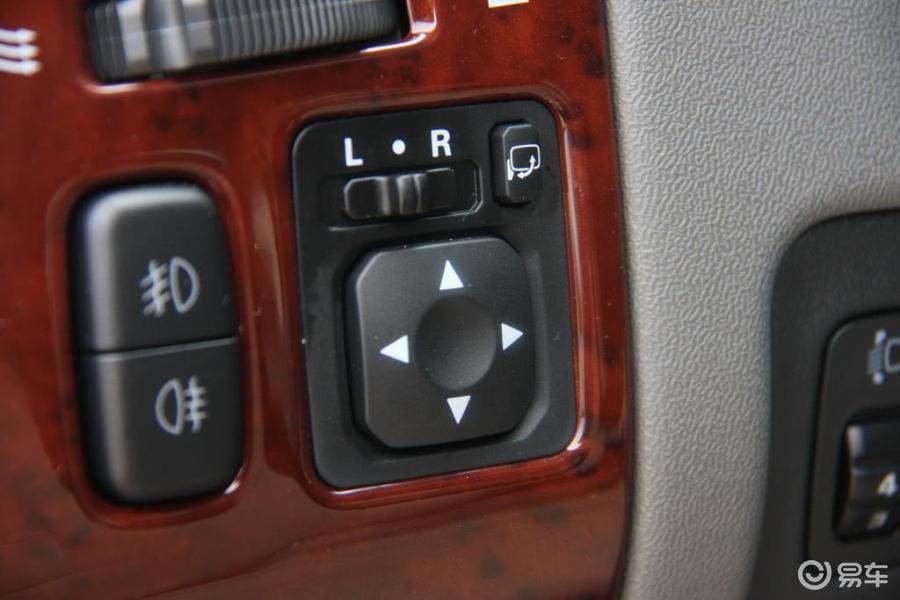 【帕杰罗2011款v73 3.0 gls mt外后视镜控制键汽车-】
