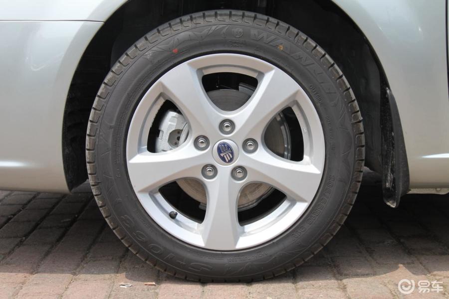 鸡 泥 轮胎 煤炭 猜一成语_轮胎图片卡通(3)