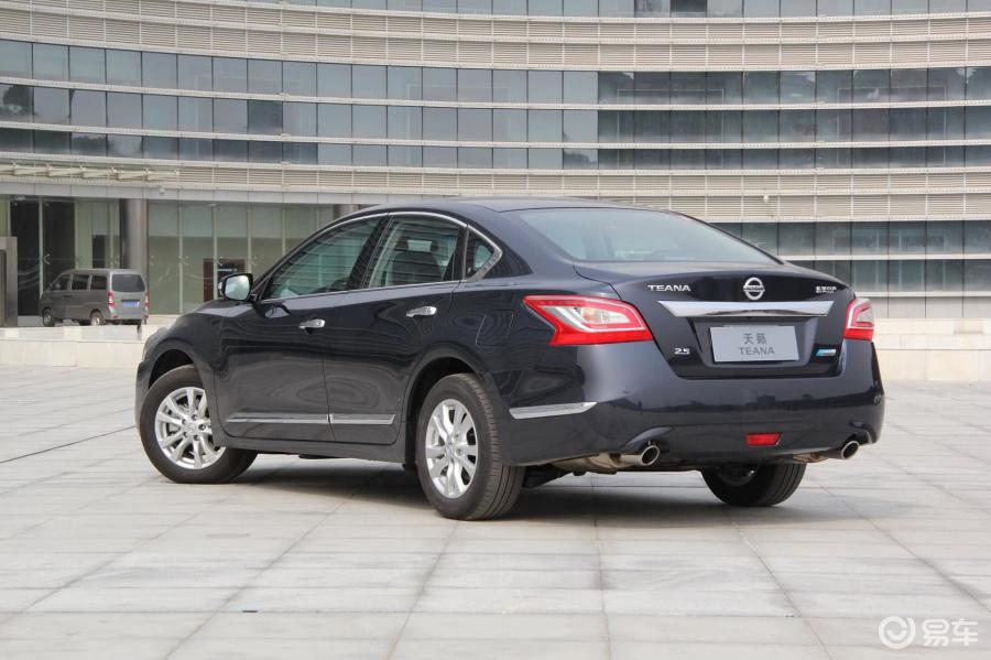 【新天籁2013款2.5XL NAVI-Tech 智享版后45