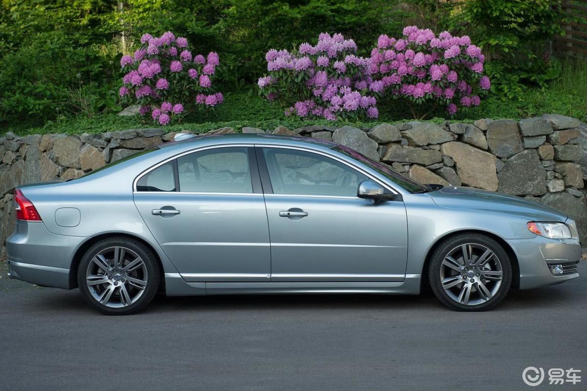 沃尔沃 沃尔沃s80 不限 2006款 不限 4.4 v8 awd(315马力 行政版