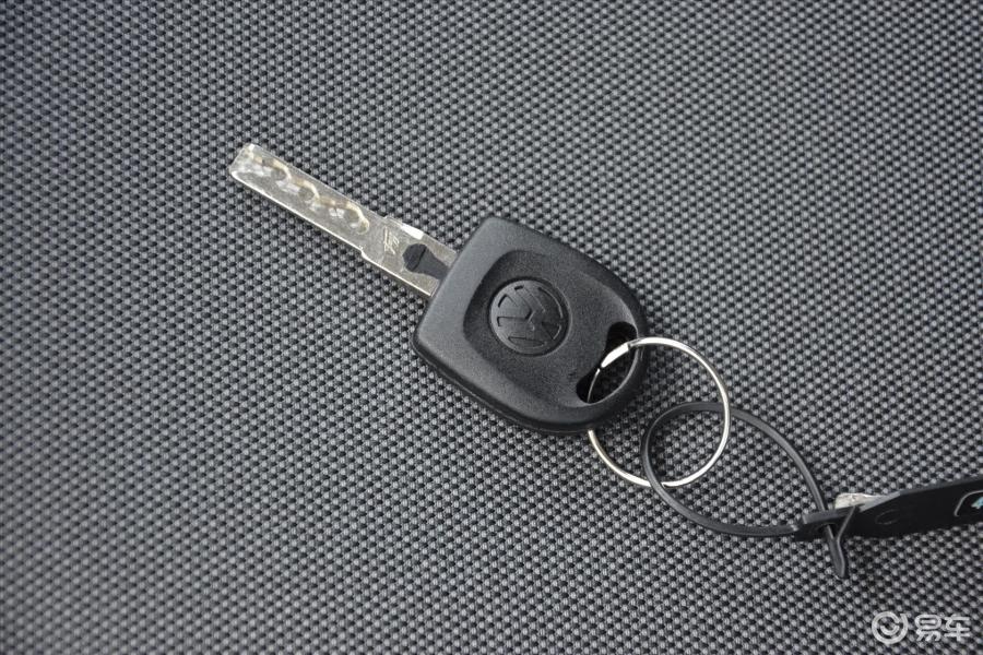 【捷达2015款1.4L 手动时尚型钥匙汽车图片-汽