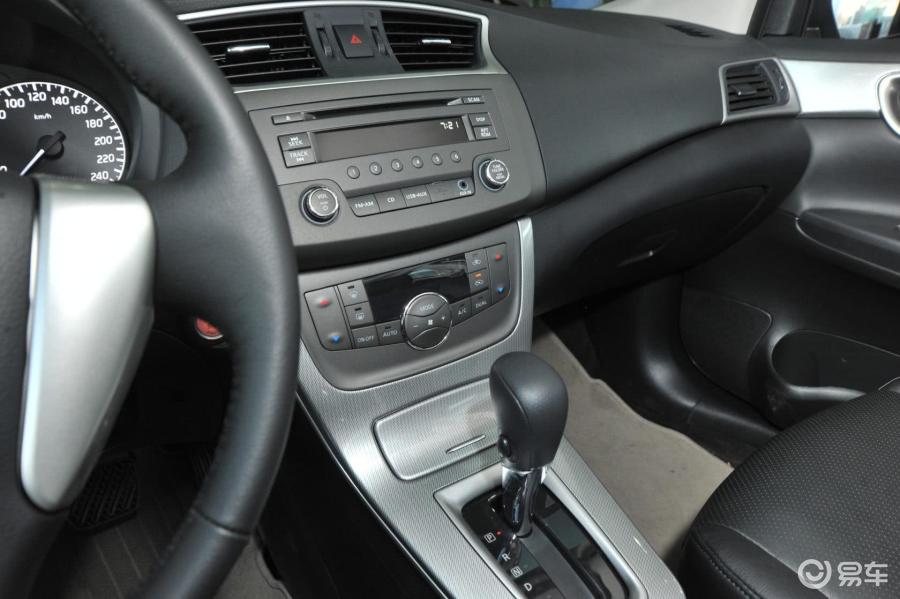 【轩逸2014款1.6l cvt xv 尊享版中控台驾驶员方向-】