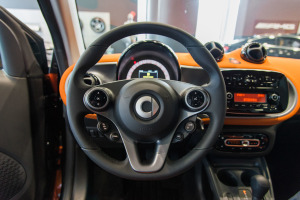 fortwo(进口)方向盘