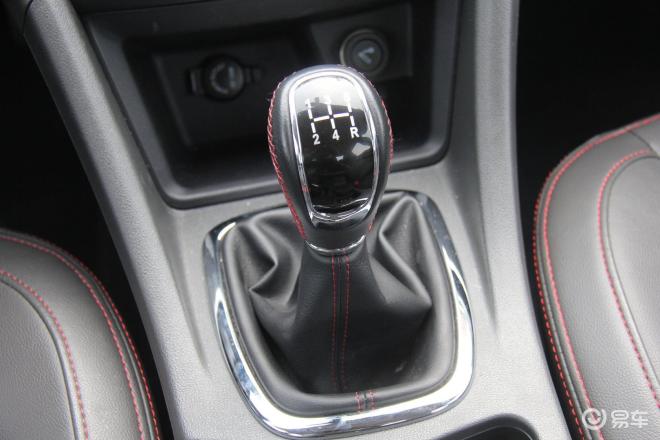 俄罗斯对乌拉圭看好哪队