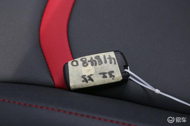 前排 内饰