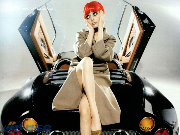 美女与名车的爱恨情愁