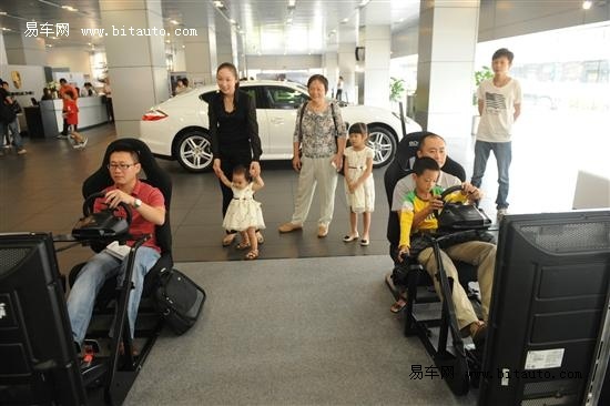 【图文】广州保时捷中心车迷日活动 更多现场