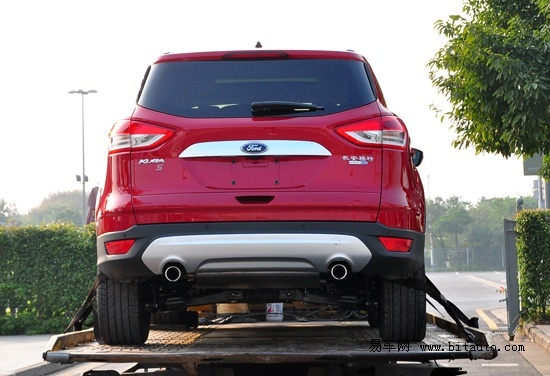 图文】2012广州车展探馆全新福特翼虎展前亮