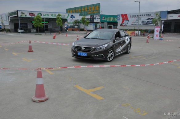 【图文】中山创世纪现代索纳塔九代巅峰试驾