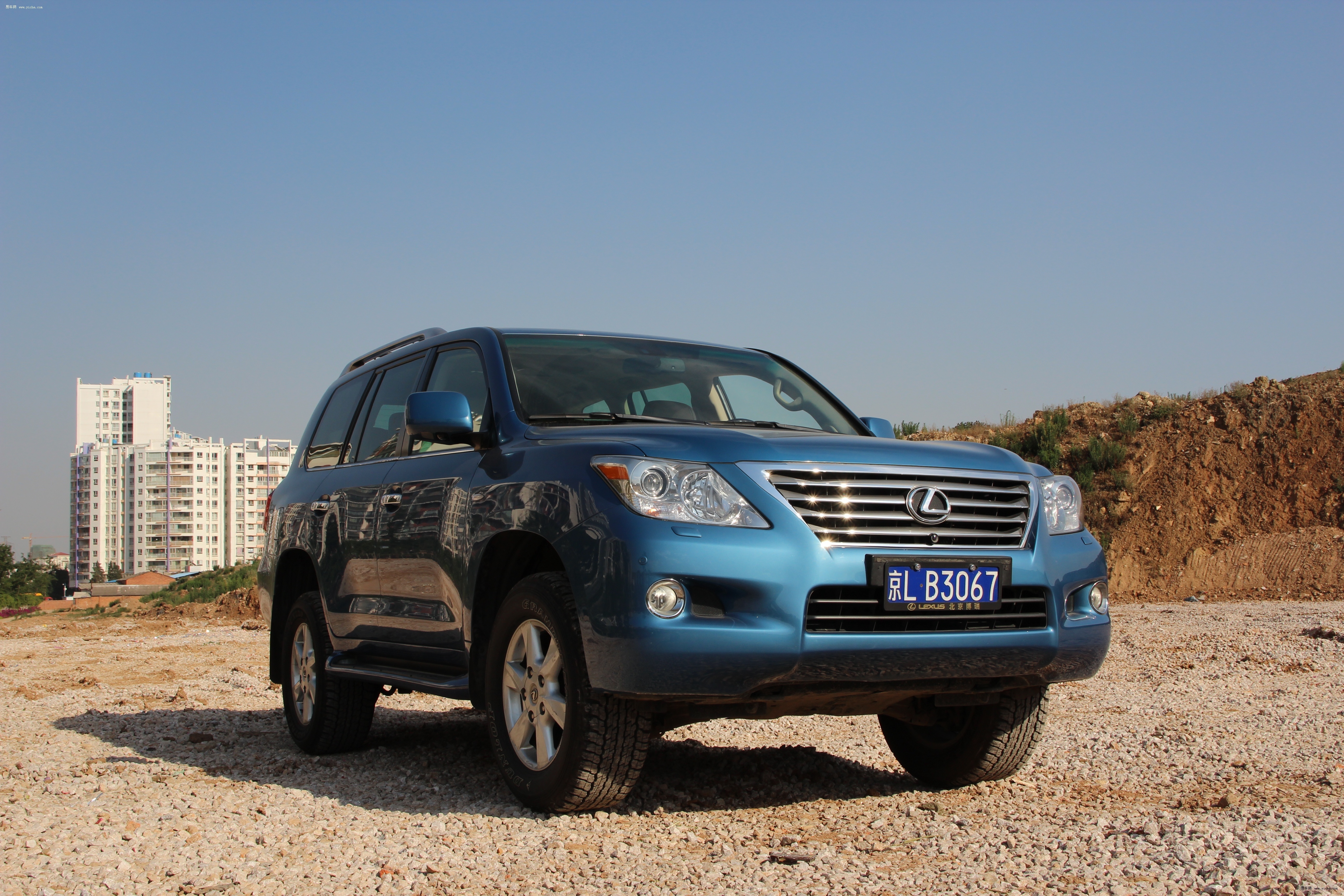 试驾测试雷克萨斯+lx570_新闻