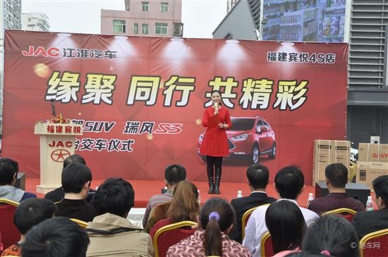 跟但是相近的词'' 比如:你好你们消费二千元但是