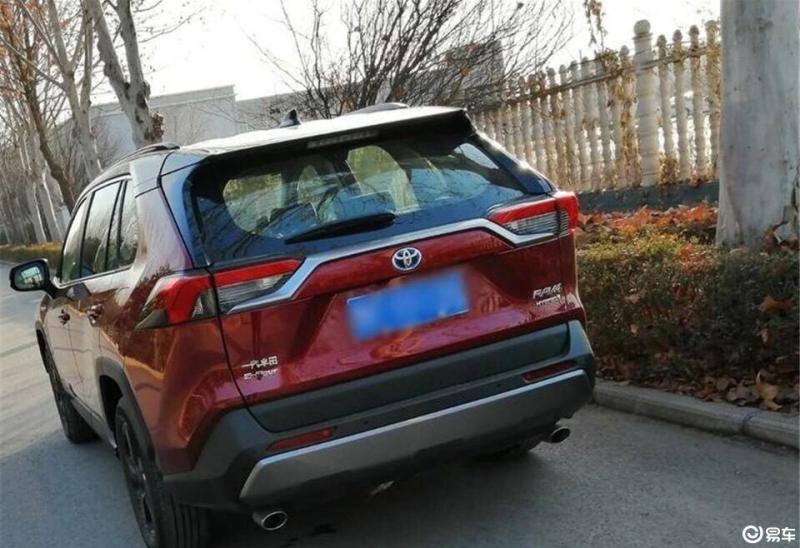 rav4荣放 2020款 2.0l cvt 四驱 风尚plus版