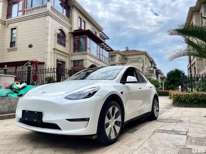 model y 2021款 长续航全轮驱动版