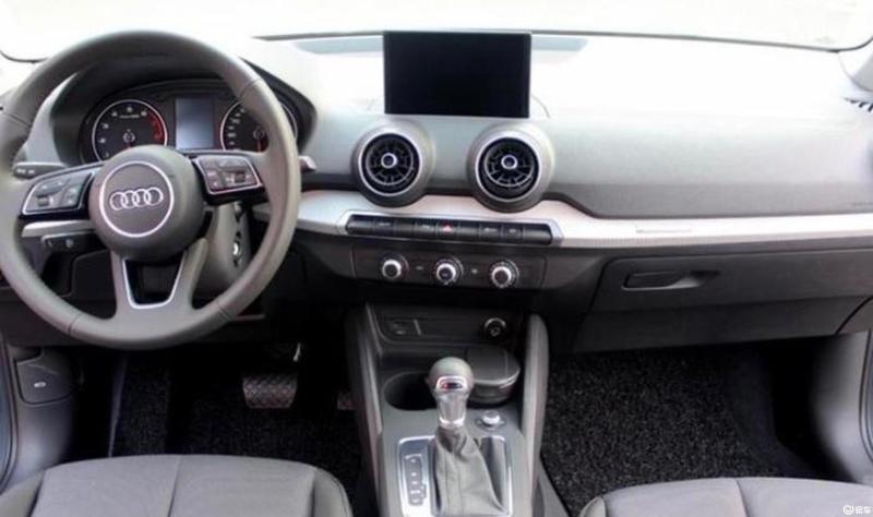 奥迪q2l 2021款 35 tfsi 进取动感型