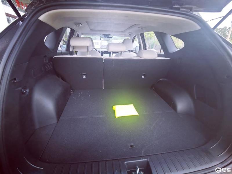 途胜2021款 途胜l 1.5t 双离合 两驱 lux尊贵版