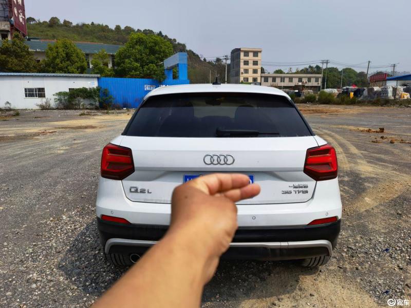 奥迪q2l 2021款 35 tfsi 进取动感型