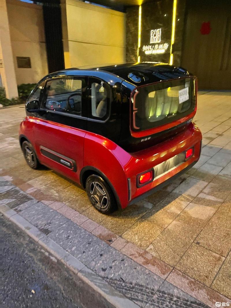 宝骏e300