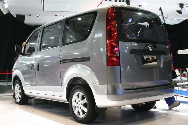 路尊大霸王 2011款 大霸王 尊贵型 hfj6420ae 国Ⅲ