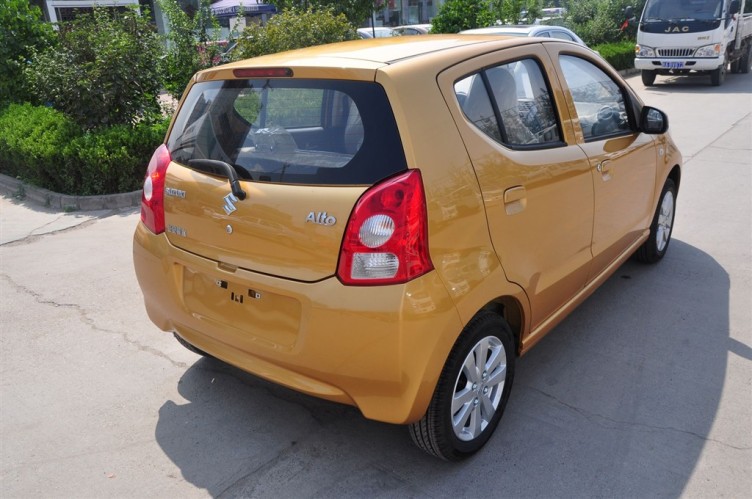 奥拓 2011款 炫酷版 at