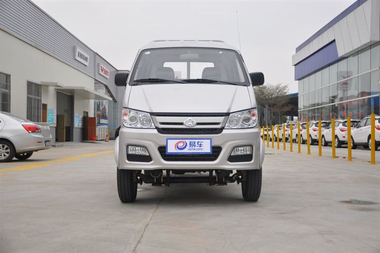 新豹mini 2015款 dk12 手动 单排 3400轴距 单后轮 国5