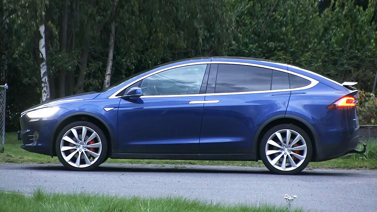 特斯拉model x空气悬挂系统