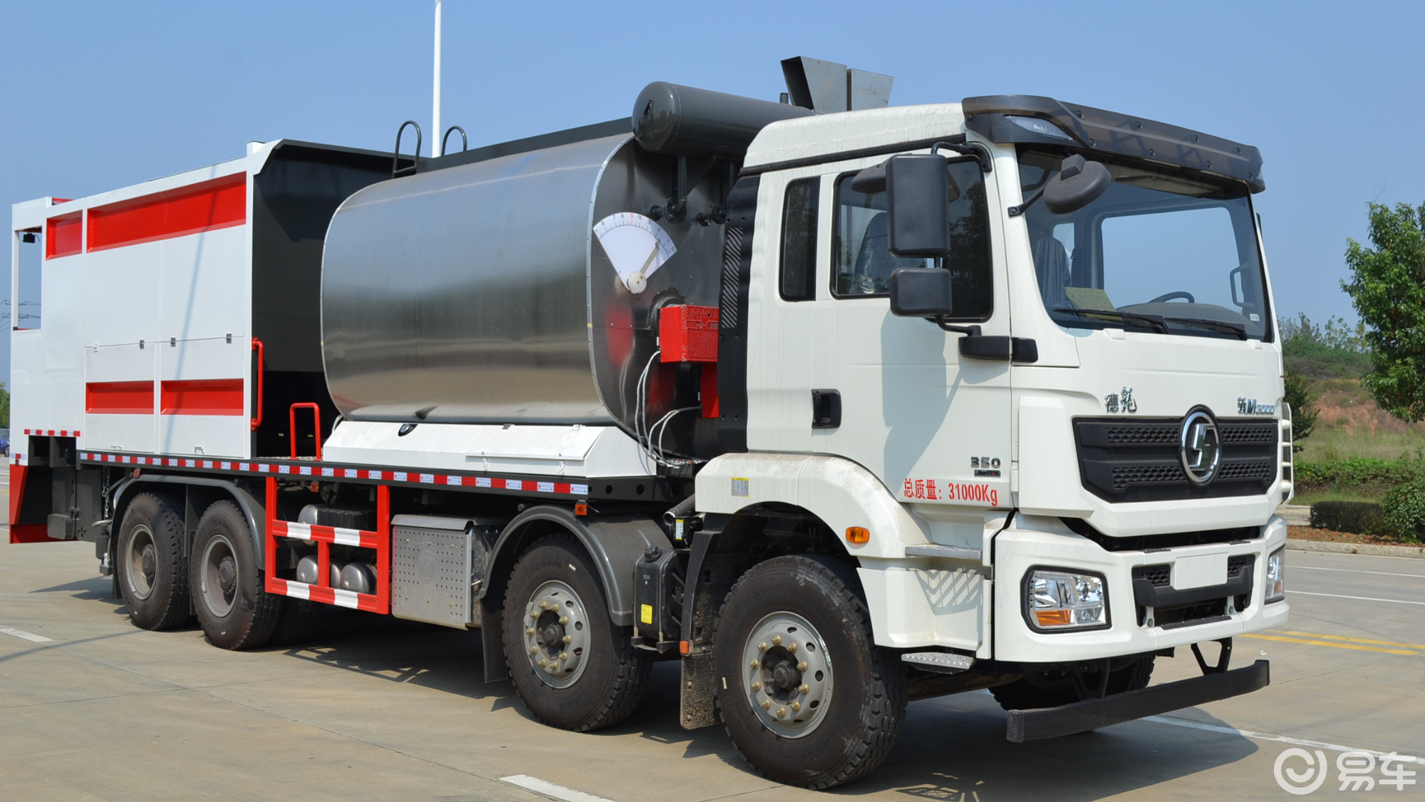 看看沥青洒布车同步碎石封层车规模怎么样