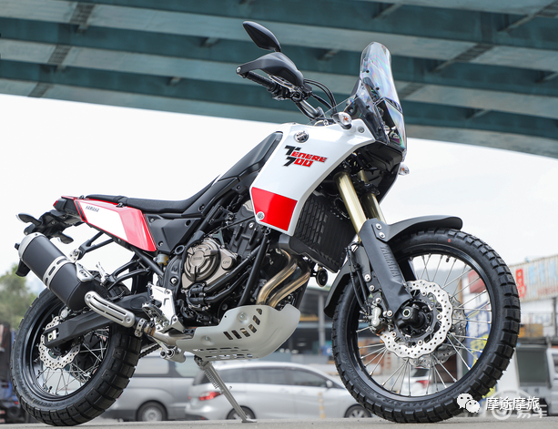 悬吊系统是什么冒险越野拉力机车，雅马哈Tenere700摩托实车鉴赏_https://www.jmylbn.com_新闻资讯_第1张