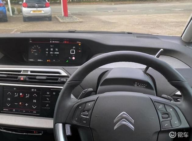 雪铁龙C4毕加索外观设计_雪铁龙c4毕加索对比纳智捷大7商务车选择_全新雪铁龙C4毕加索实图