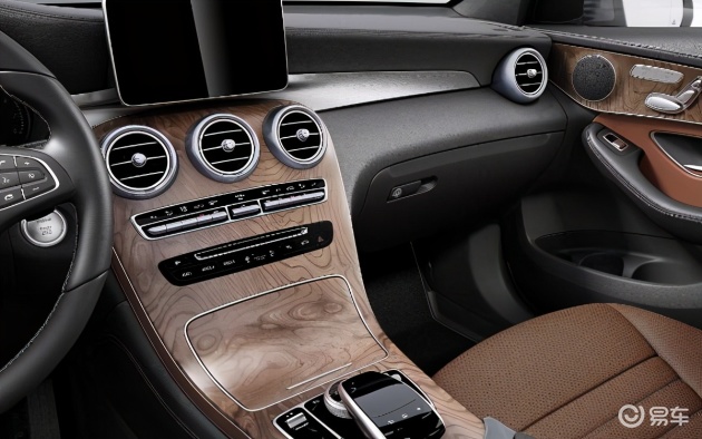 奔驰glc内饰_马力_空间