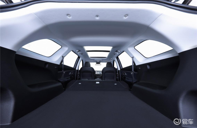 长安欧尚x7空间