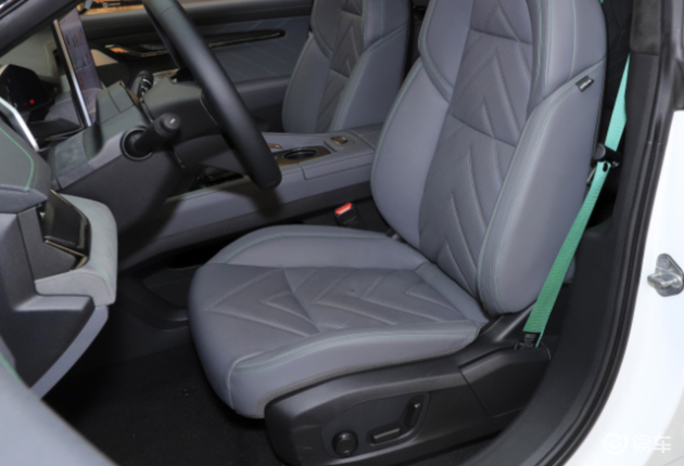 极氪001升级_导航_车门