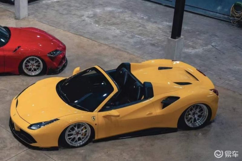 北京法拉利488车祸