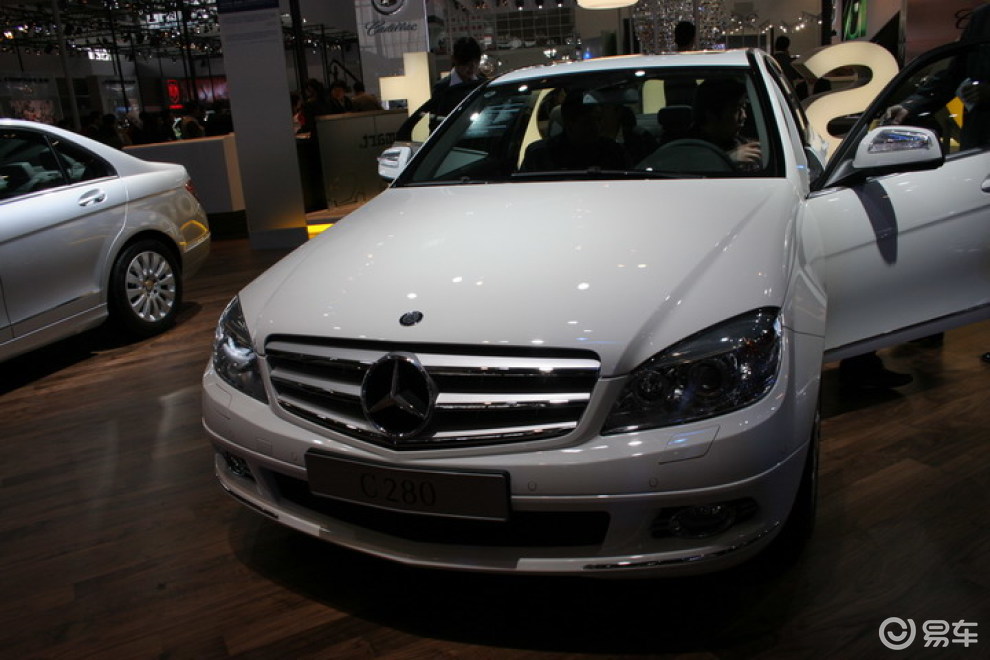 梅赛德斯-奔驰 c280