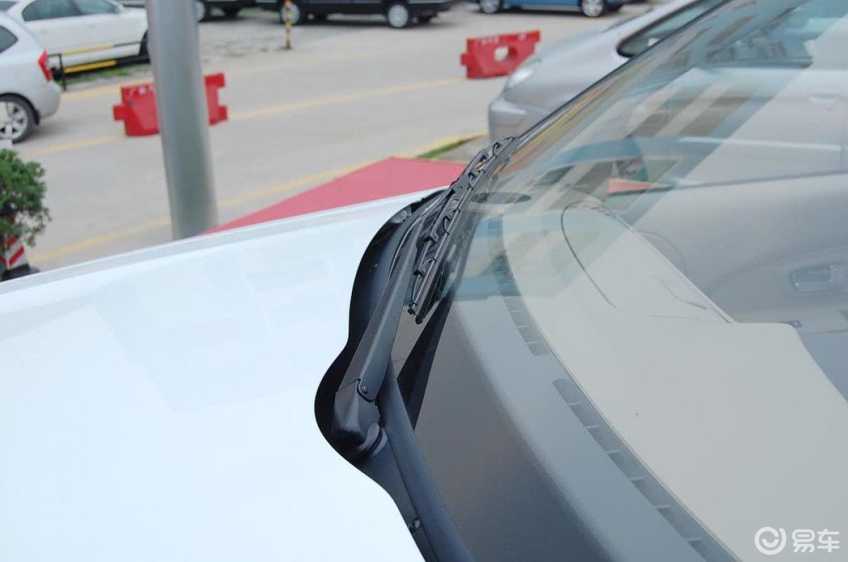 【爱丽舍2008款三厢 豪华型 手动挡雨刷器(前)汽车图片-汽车图片大全