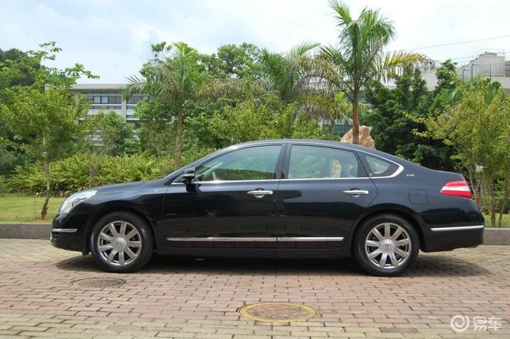 2008款 天籁 公爵 3.5l xv vip 至尊版 正侧(车头向左)