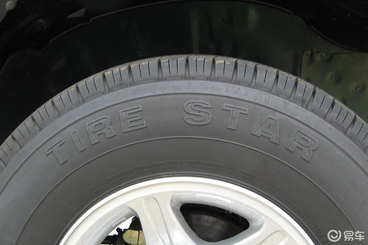 【猎豹黑金刚2008款cfa6470m3 舒适型轮胎规格汽车图片-汽车图片大全