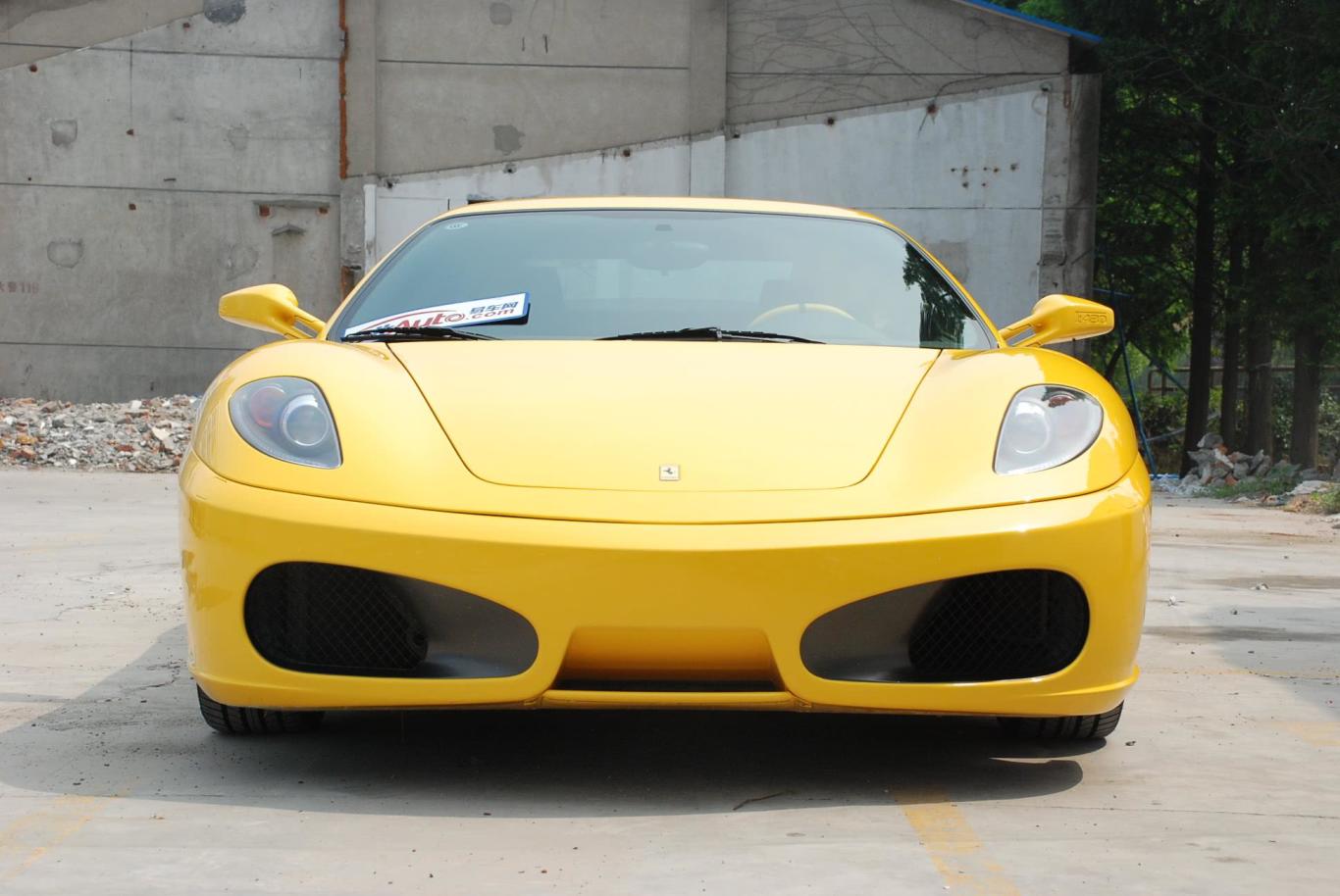 法拉利f430coupe外观