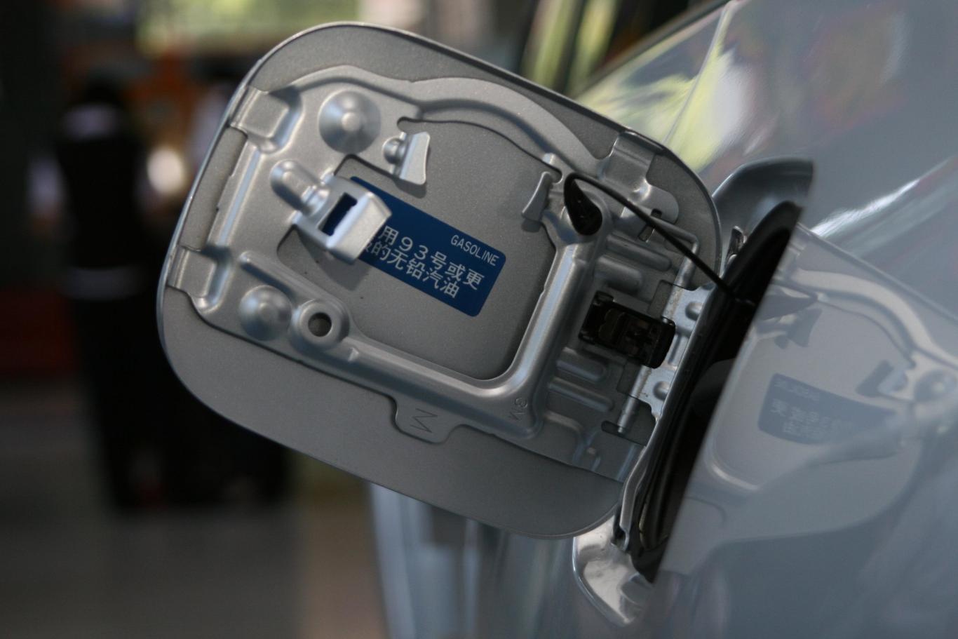 4l 豪华版 at油箱盖图片-汽车图片大全】-易车