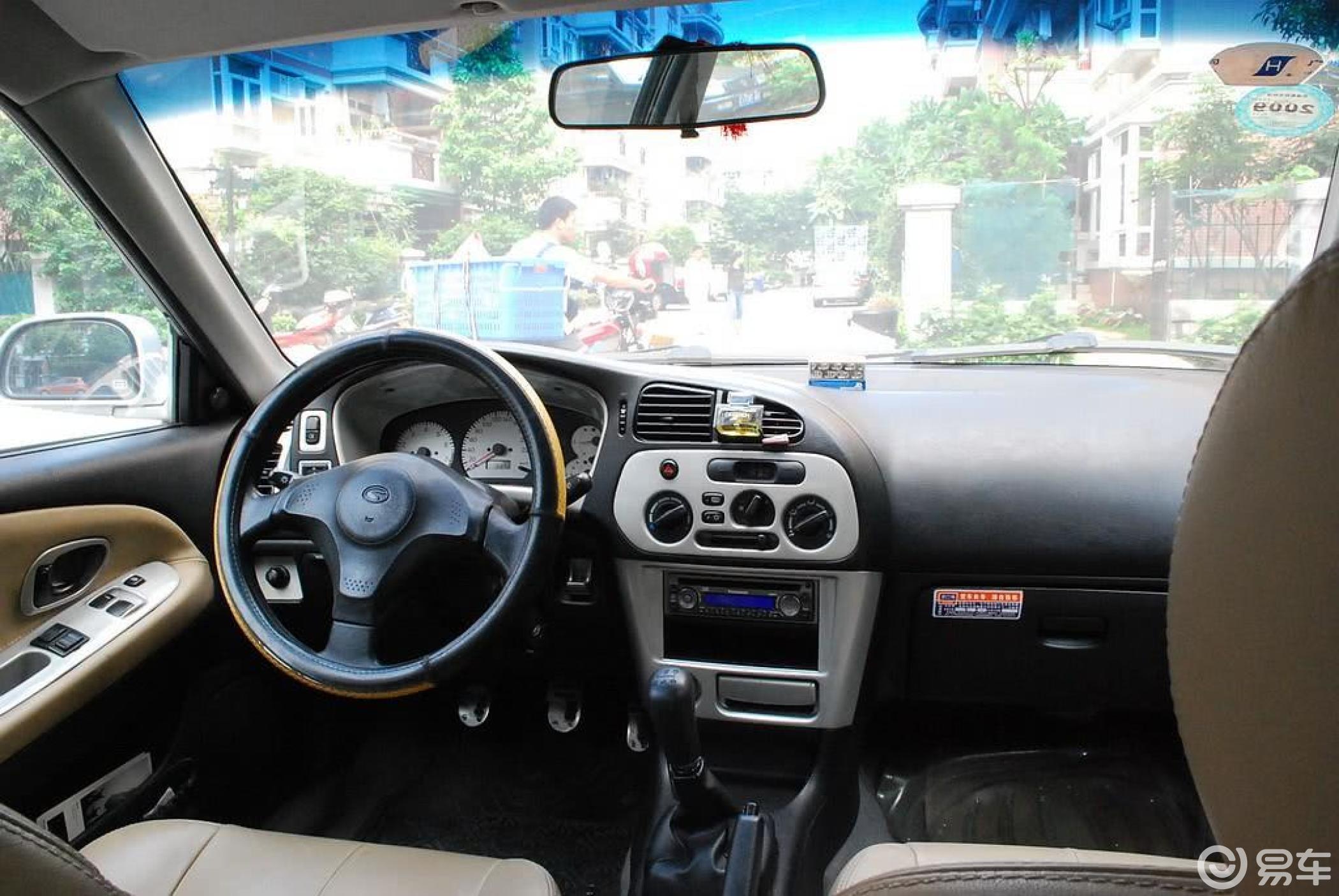 东南汽车  菱帅 2004款  2004款  1.6glxi 手动卓越版  1.