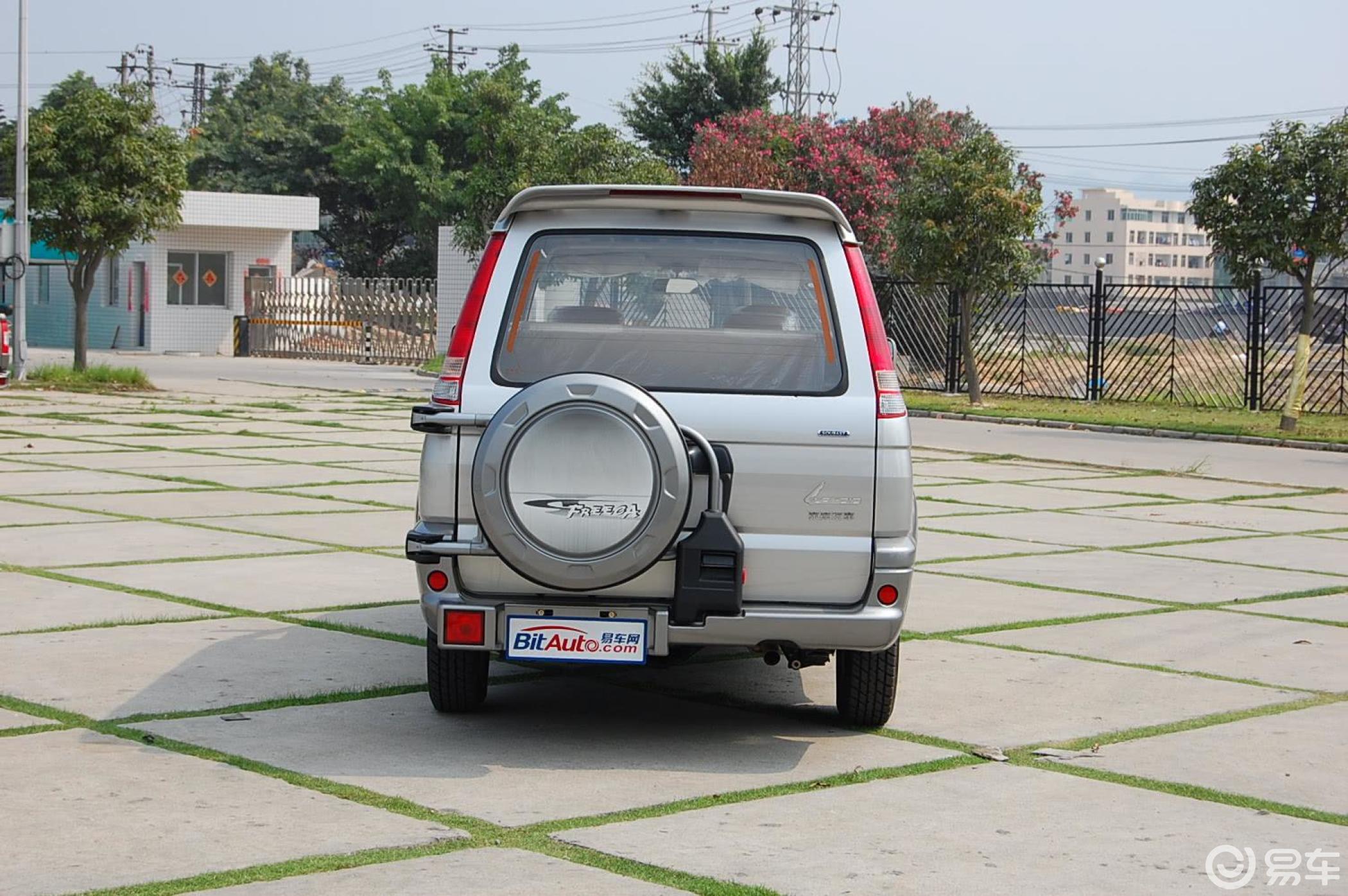 【富利卡2003款旗舰型(at)dn6445p外观汽车图片-汽车图片大全】-易车