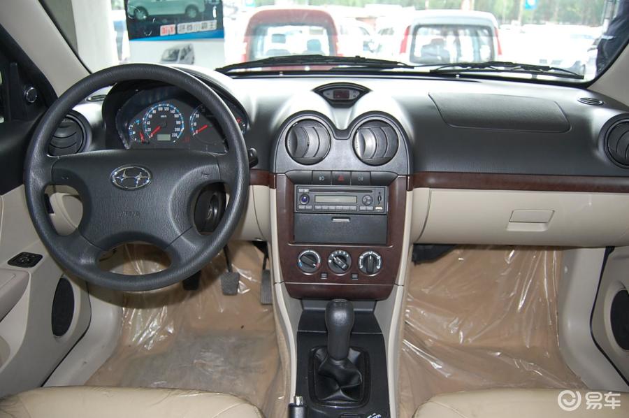 哈飞 赛豹Ⅲ  2006款  2006款  豪华型 国Ⅲ  豪华型 国Ⅲ