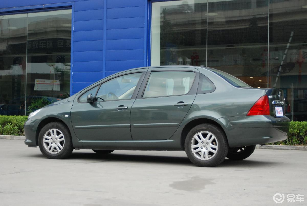 【标致3072010款三厢 1.