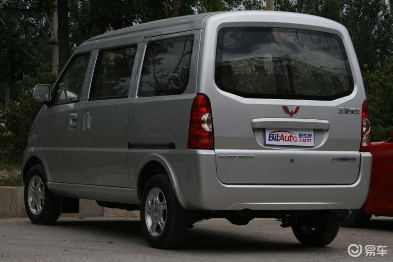 五菱荣光 2008款 6407b—标准型