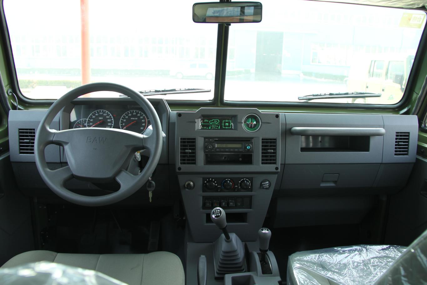 勇士皮卡bj2036cje1内饰